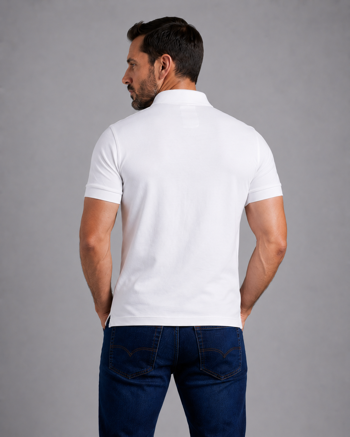 Camisa Polo branca medio costas